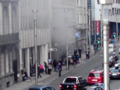 Взрыв на станции метро Maelbeek в Брюселле. Фото: twitter.com/massart_serge