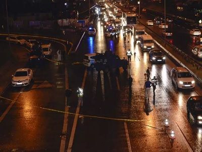 Взрыв в Стамбуле на шоссе D100. Фото: ntv.com.tr